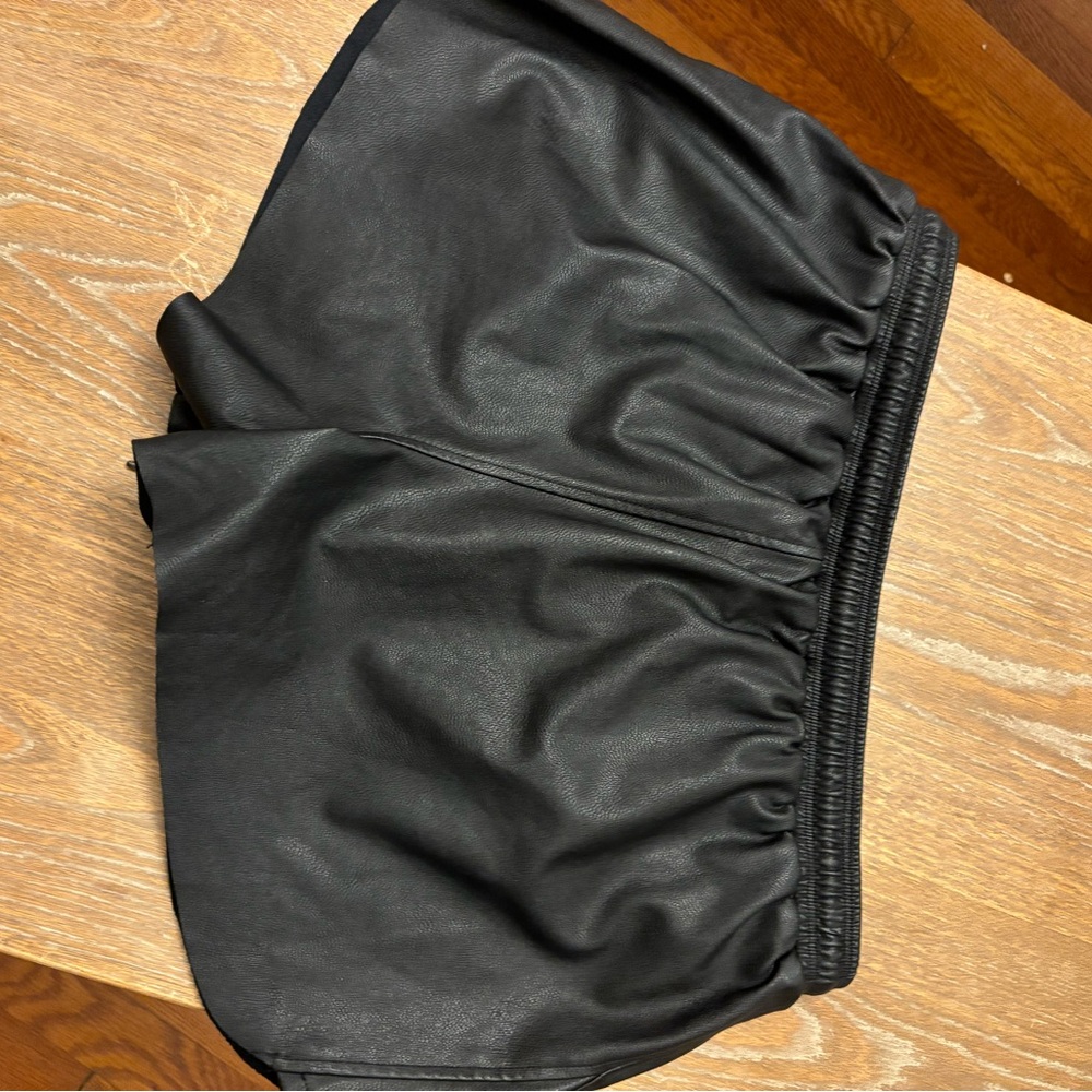 David Lerner Draw String Learher Black Shorts - image 2